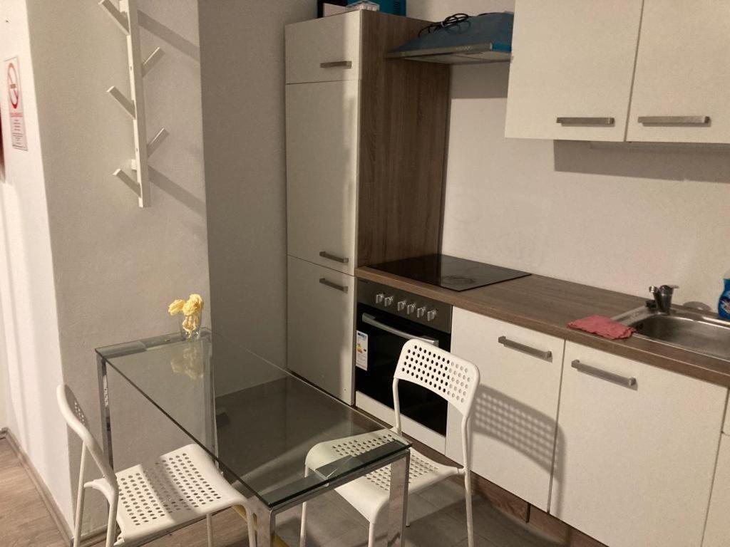 Downtown Modern 3 Bedrroom+ Living Room Apartment Wesselenyi 1.3 Szombathely Luaran gambar